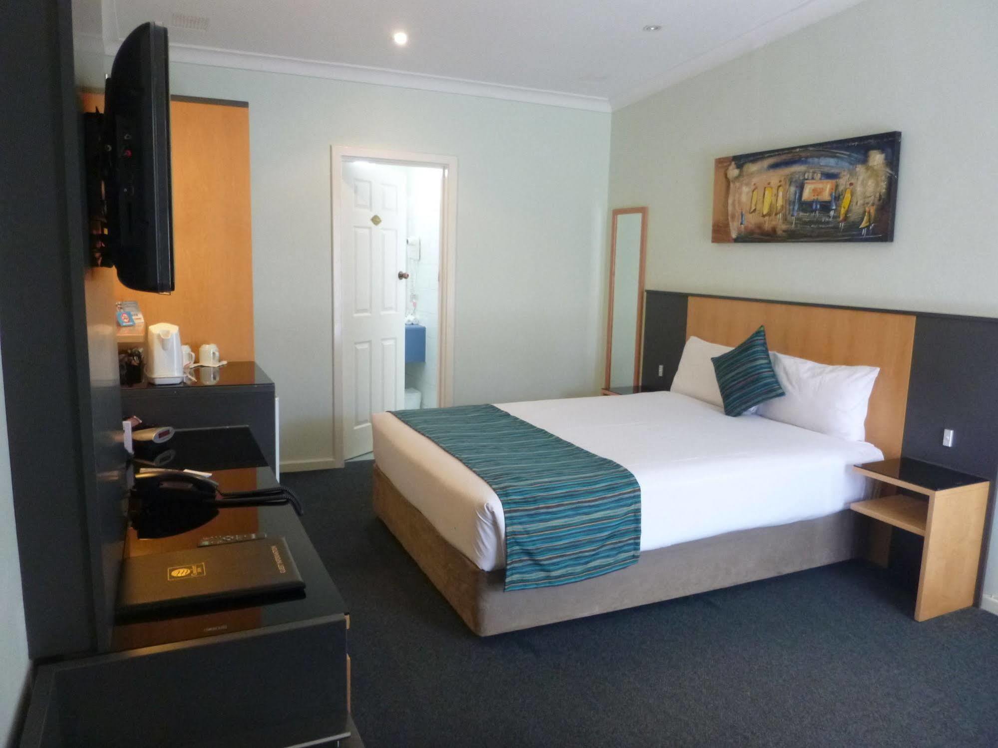 Comfort Inn Bel Eyre Perth Exterior photo